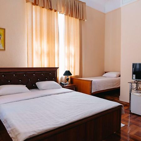 Lion B&B Самарканд Экстерьер фото