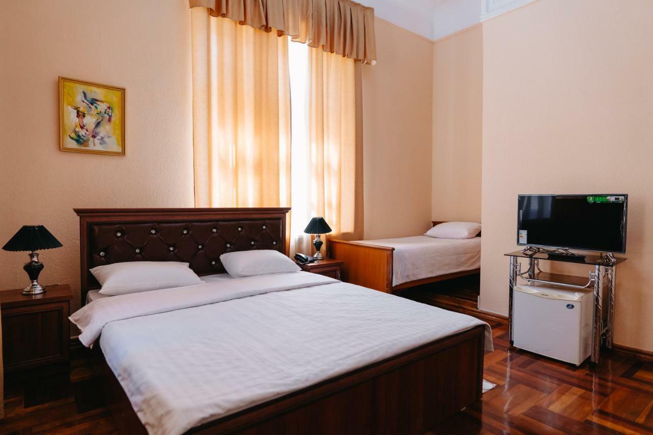 Lion B&B Самарканд Экстерьер фото